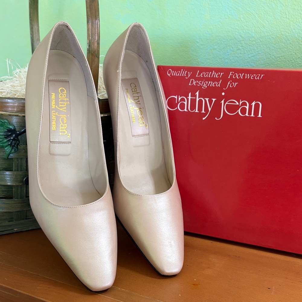 Cathy Jean Champagne Leather Heels